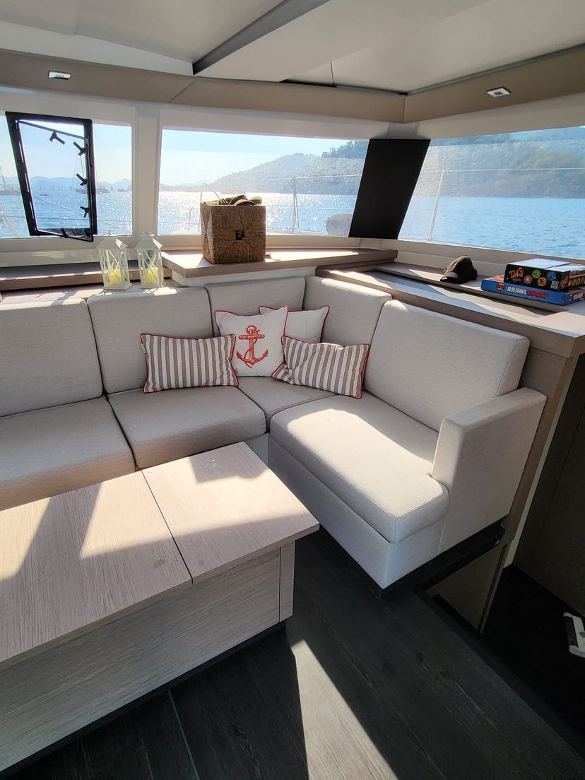 Fountaine Pajot 42 Agosto