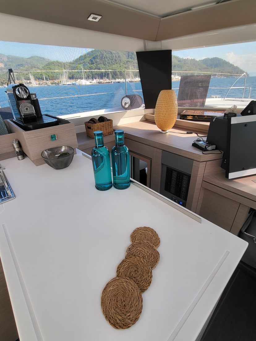 Fountaine Pajot 42 Agosto