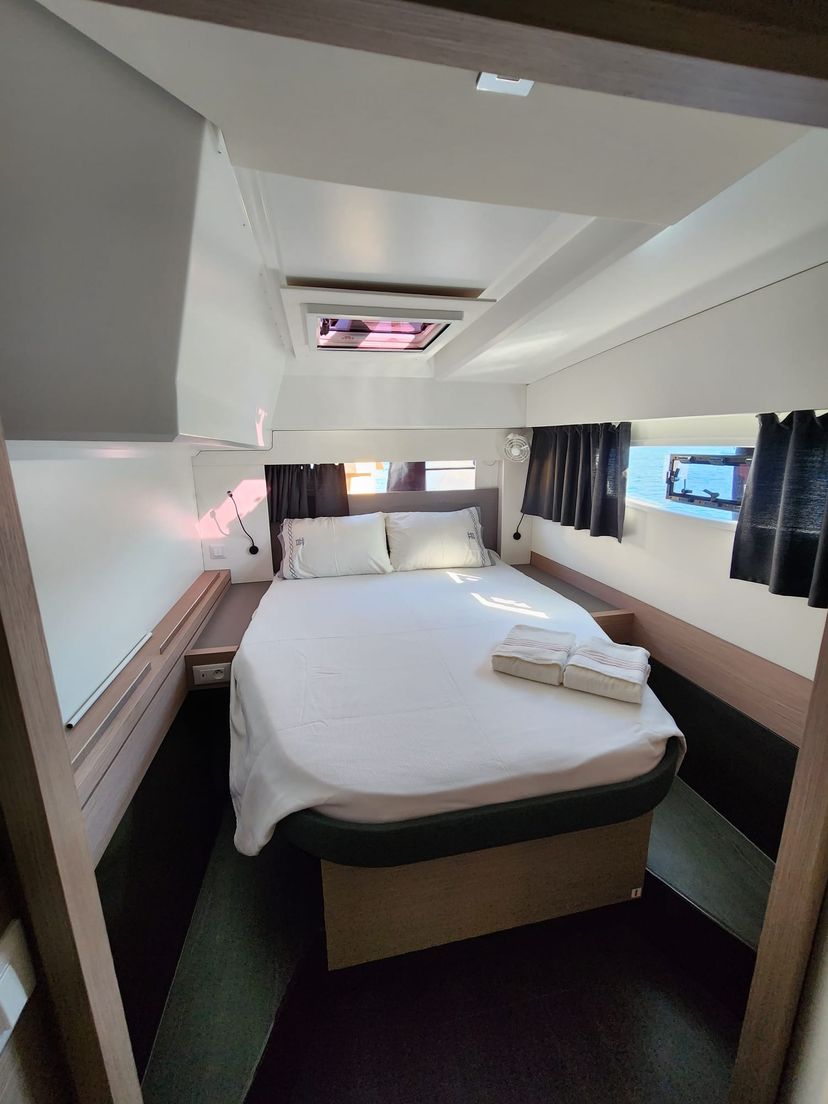 Fountaine Pajot 42 Agosto