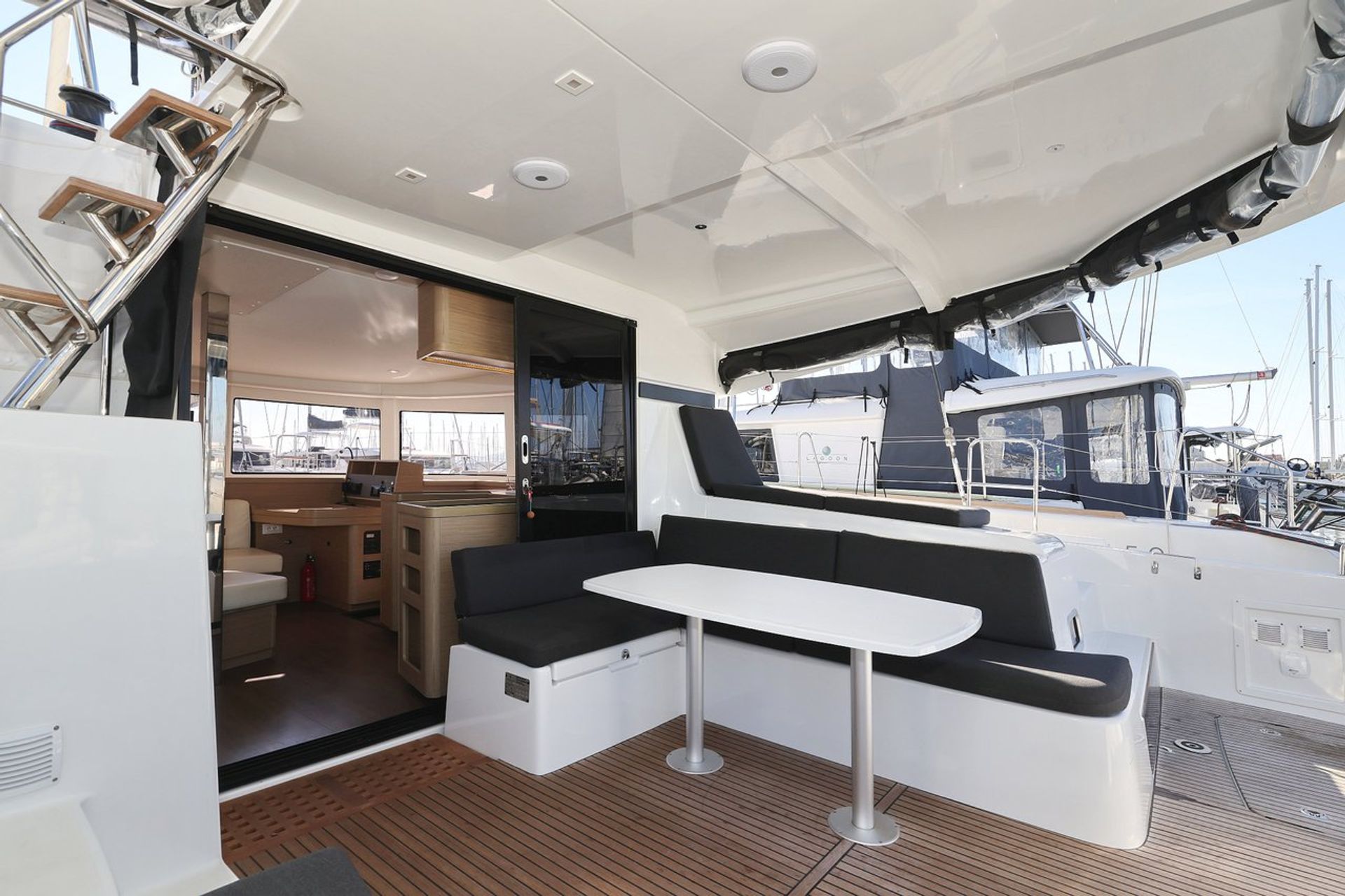 nausys-44193155-522222-n3.jpg