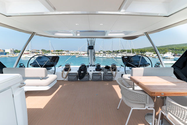 Lagoon SIXTY 5 Seaductive Orca