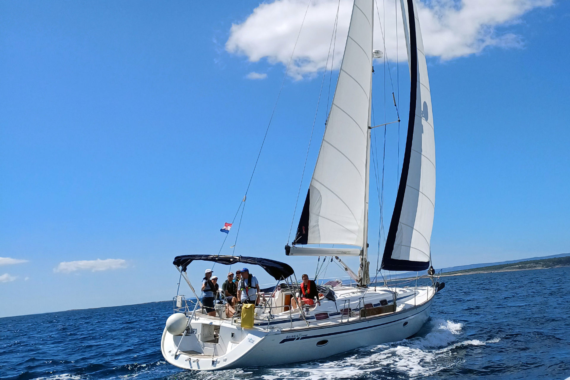 nausys-44325966-37509770-main.jpg