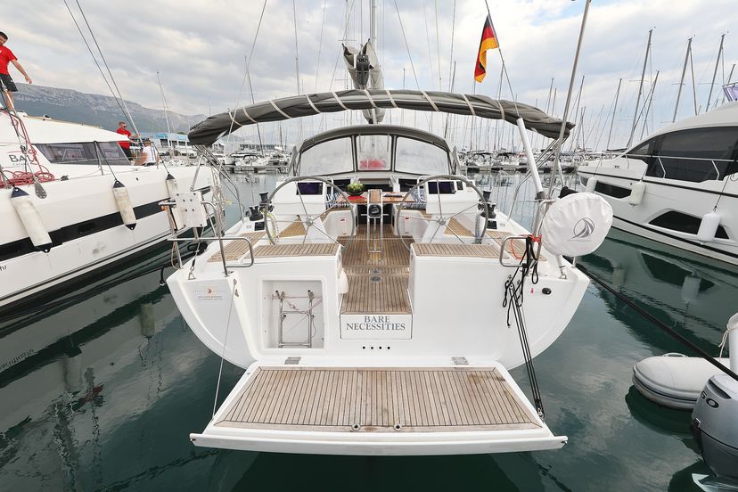 Hanse Yachts 45 Bare Necessities