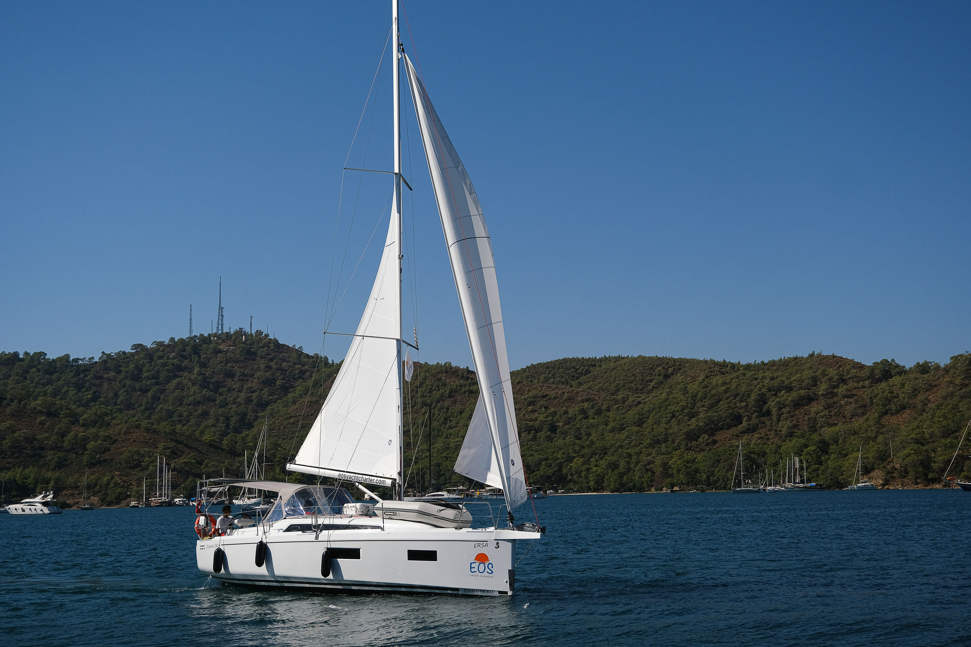 nausys-45049870-45033211-n.jpg