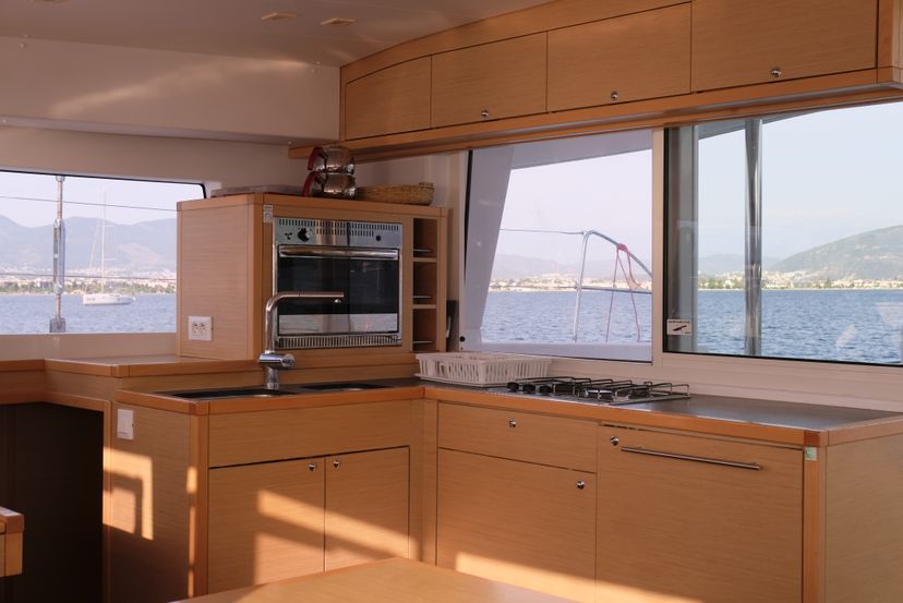 Lagoon 40 Santi