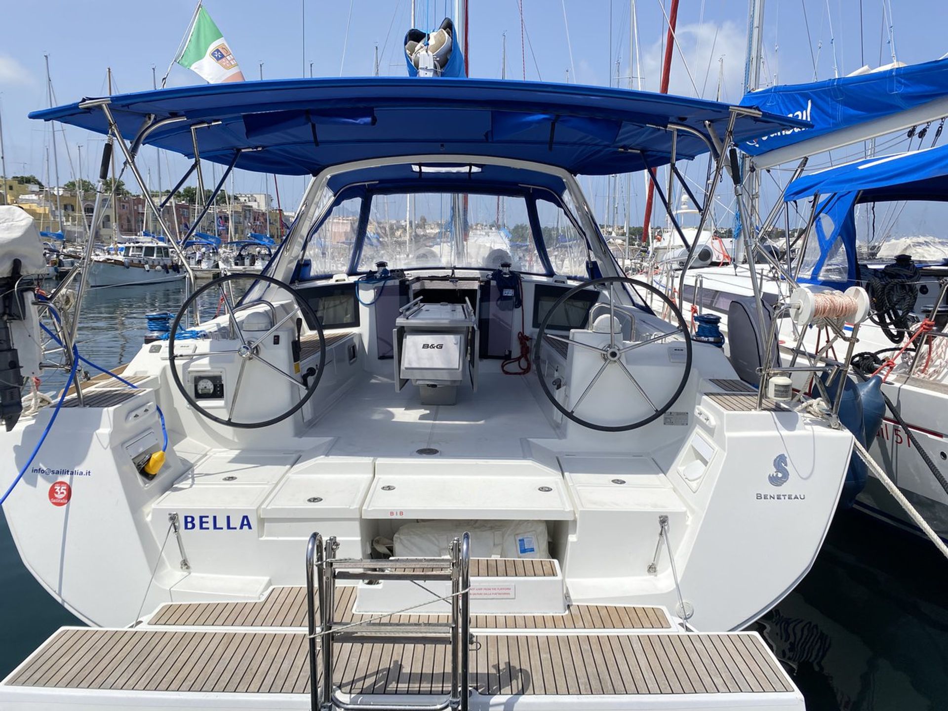 nausys-45501851-45326286-main.jpg