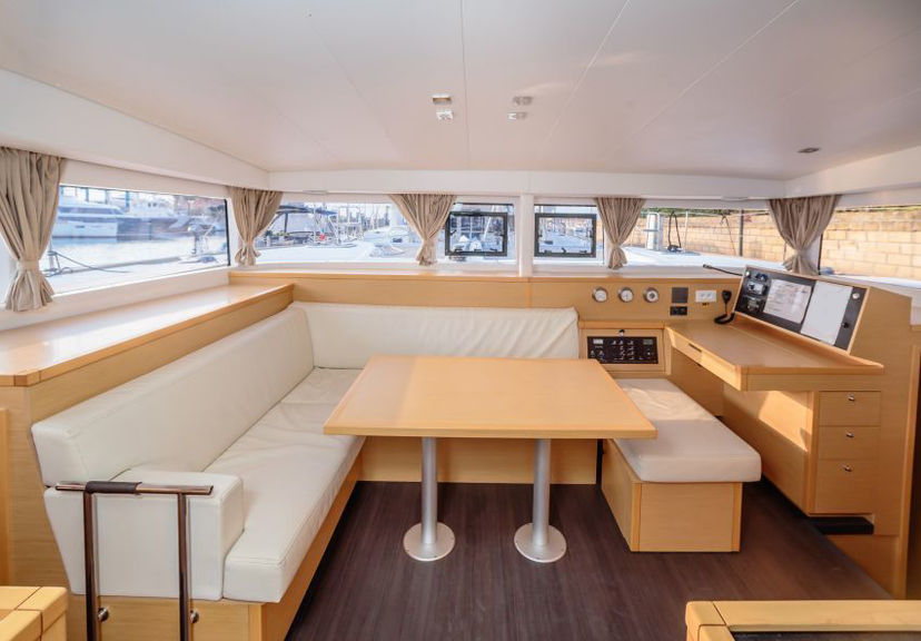 Lagoon 40 Auster