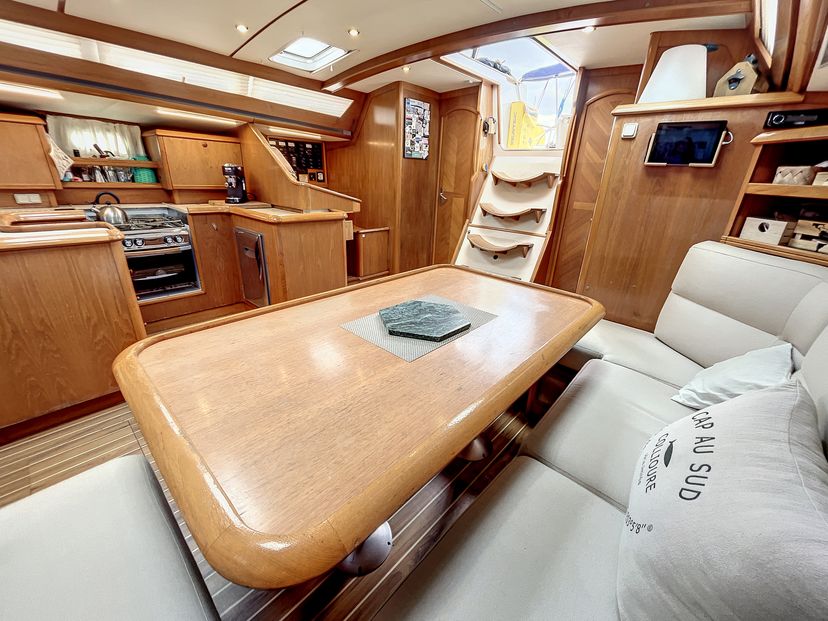 Jeanneau 52 Slow