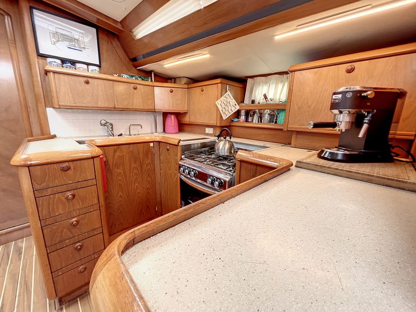 Jeanneau 52 Slow