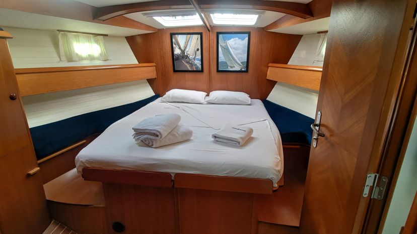 Jeanneau 52 Slow