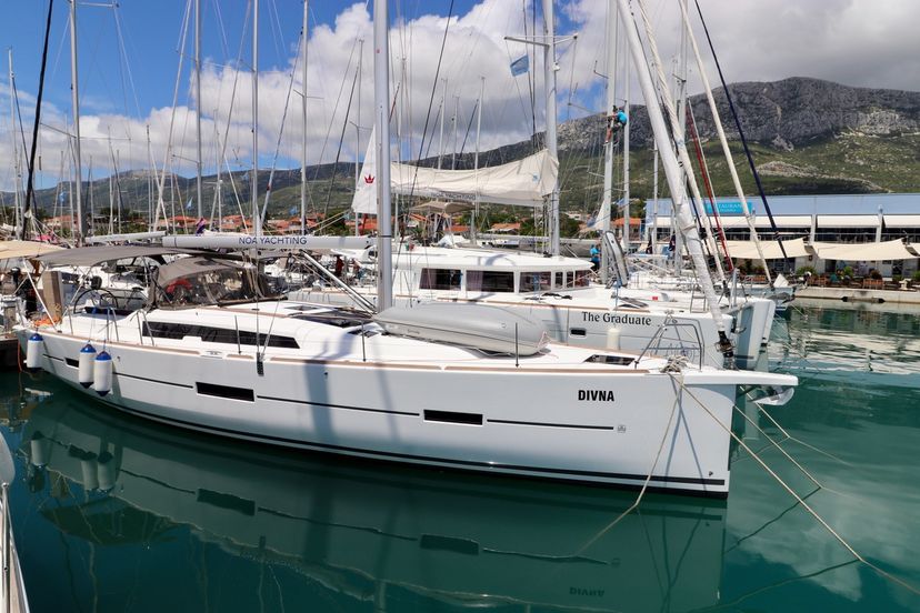 Dufour Yachts 46 Divna