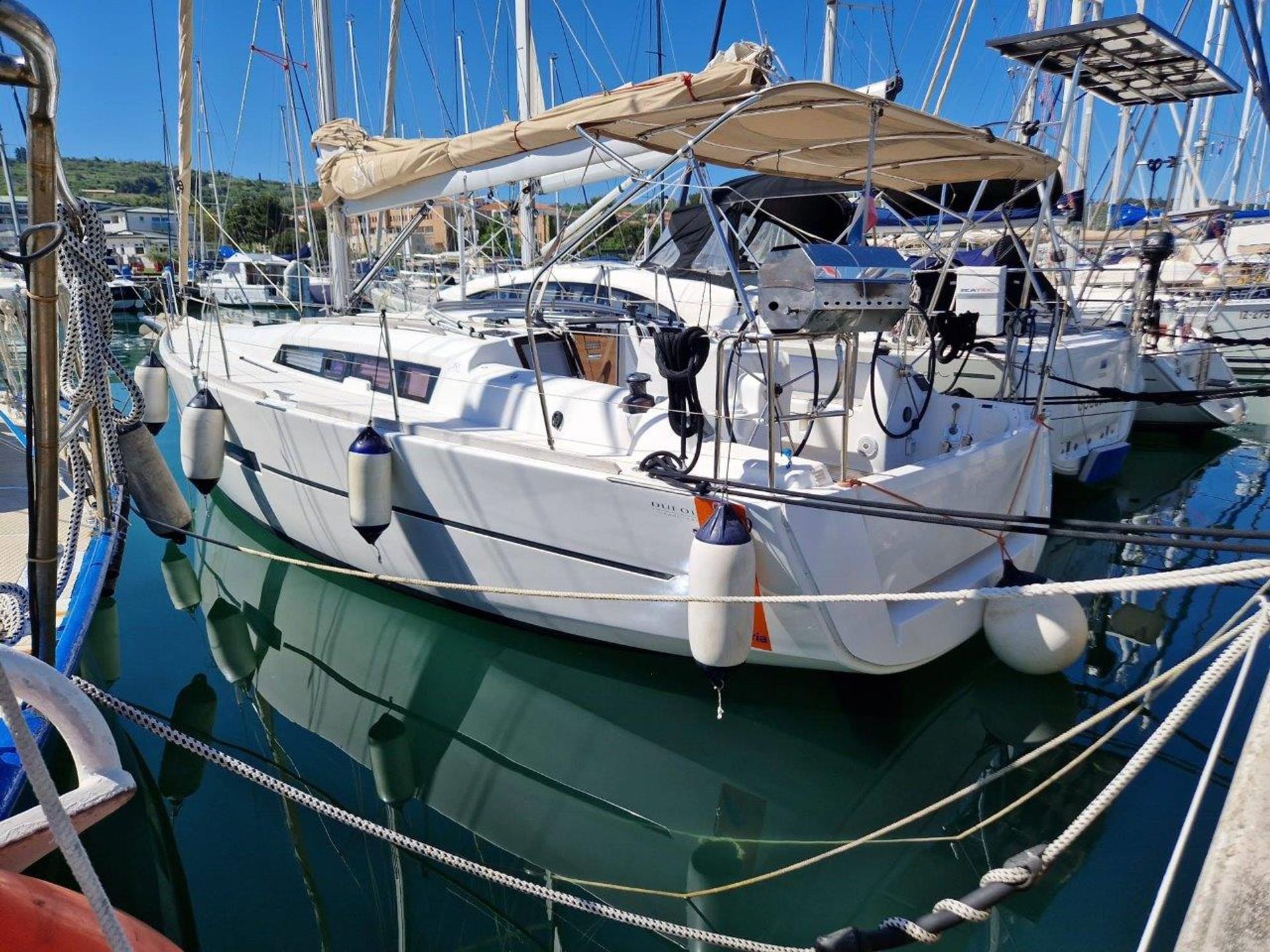 nausys-46521205-126228-main.jpg