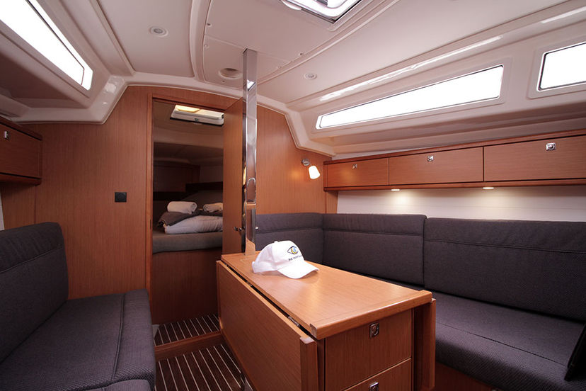 Bavaria Yachtbau CRUISER 33 Callisto