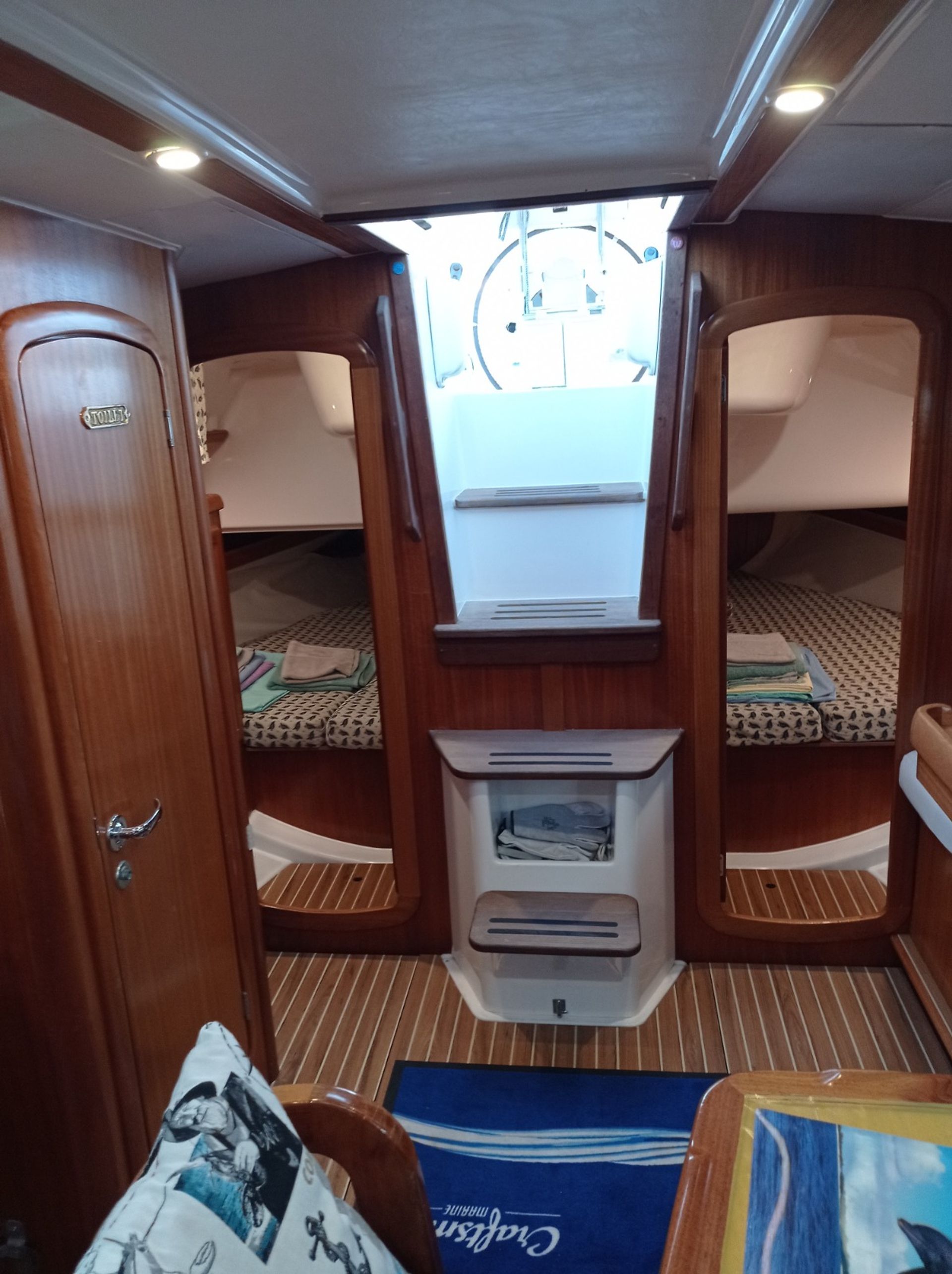nausys-46705154-46703228-p.JPG