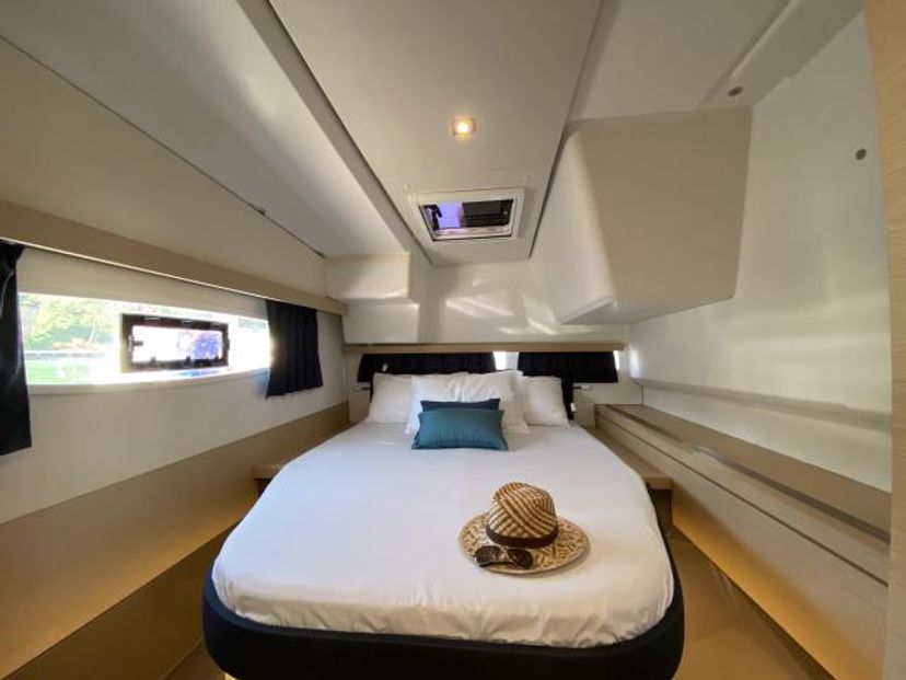 Fountaine Pajot 40 Kinara