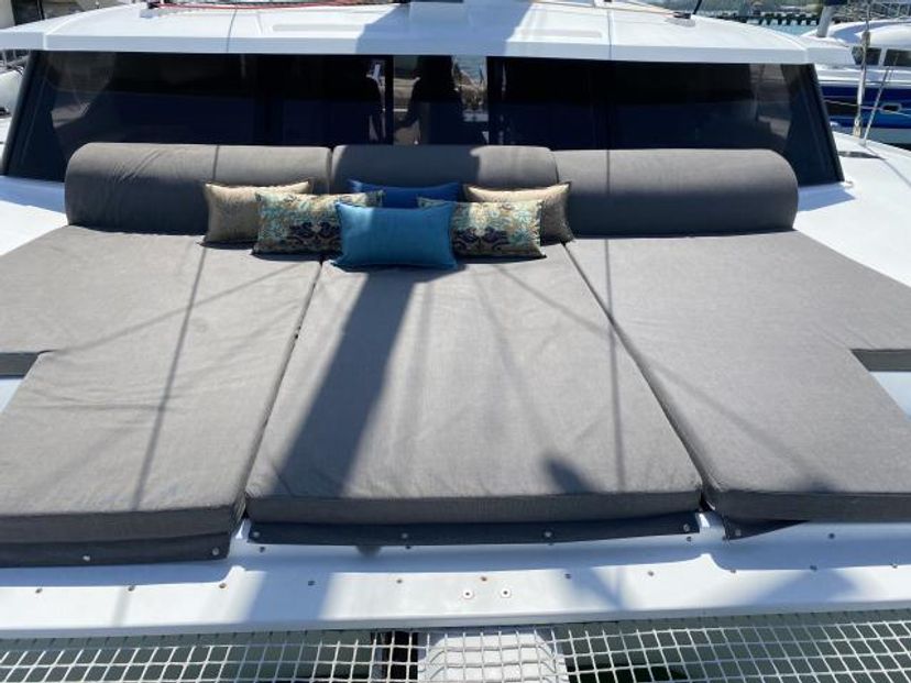 Fountaine Pajot 47 Lola 2
