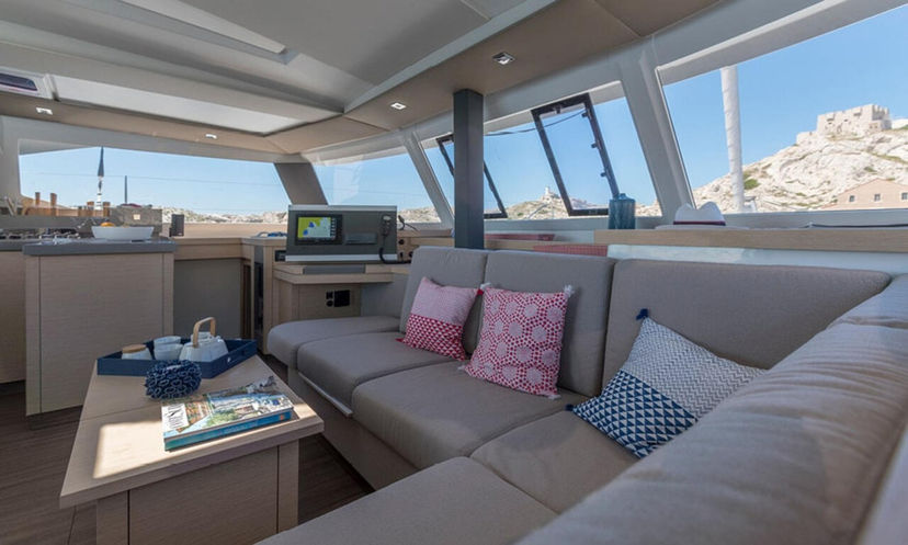 Fountaine Pajot 42 All the Perks