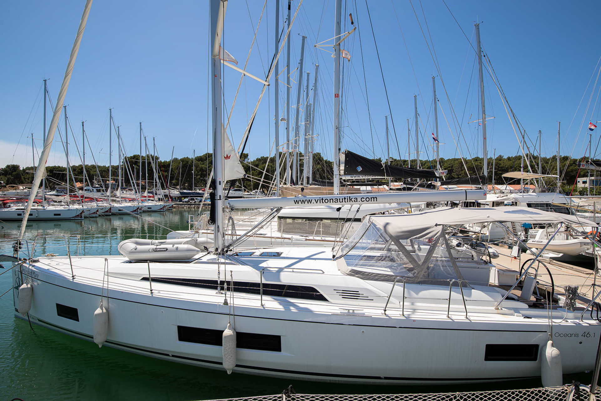 nausys-47417079-47405525-main.jpg