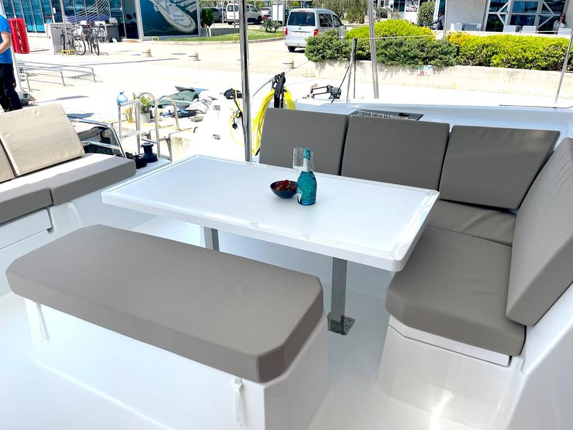 Fountaine Pajot 42 Ocean Allure