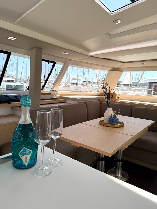 Fountaine Pajot 42 Ocean Allure