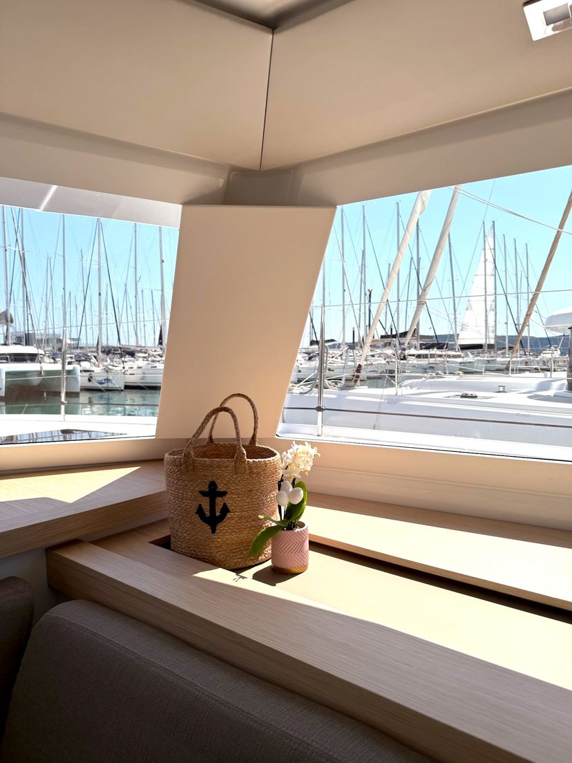 Fountaine Pajot 42 Ocean Allure