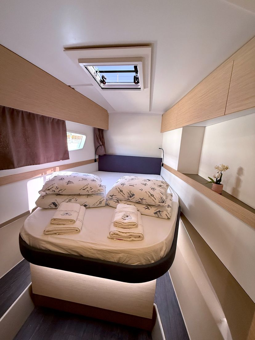 Fountaine Pajot 42 Ocean Allure