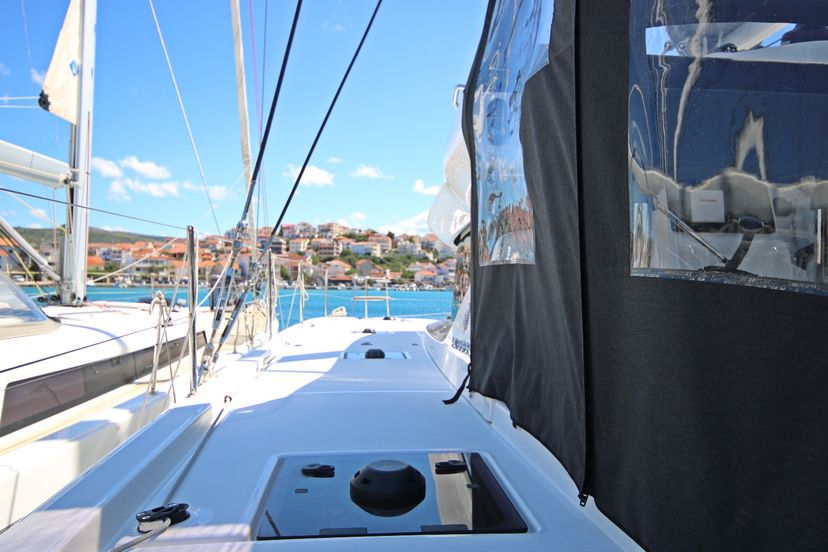 Lagoon 43 Solution