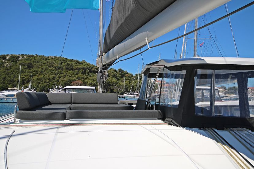 Lagoon 43 Solution