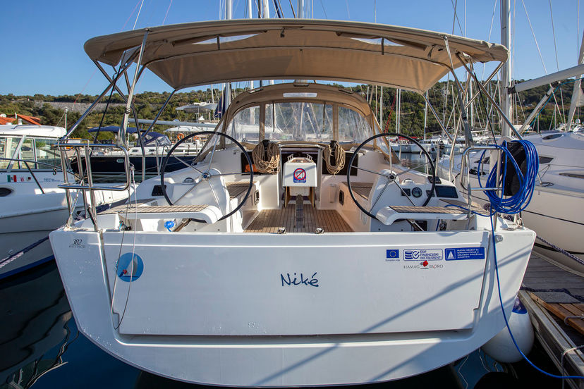 Dufour Yachts 38 Niké