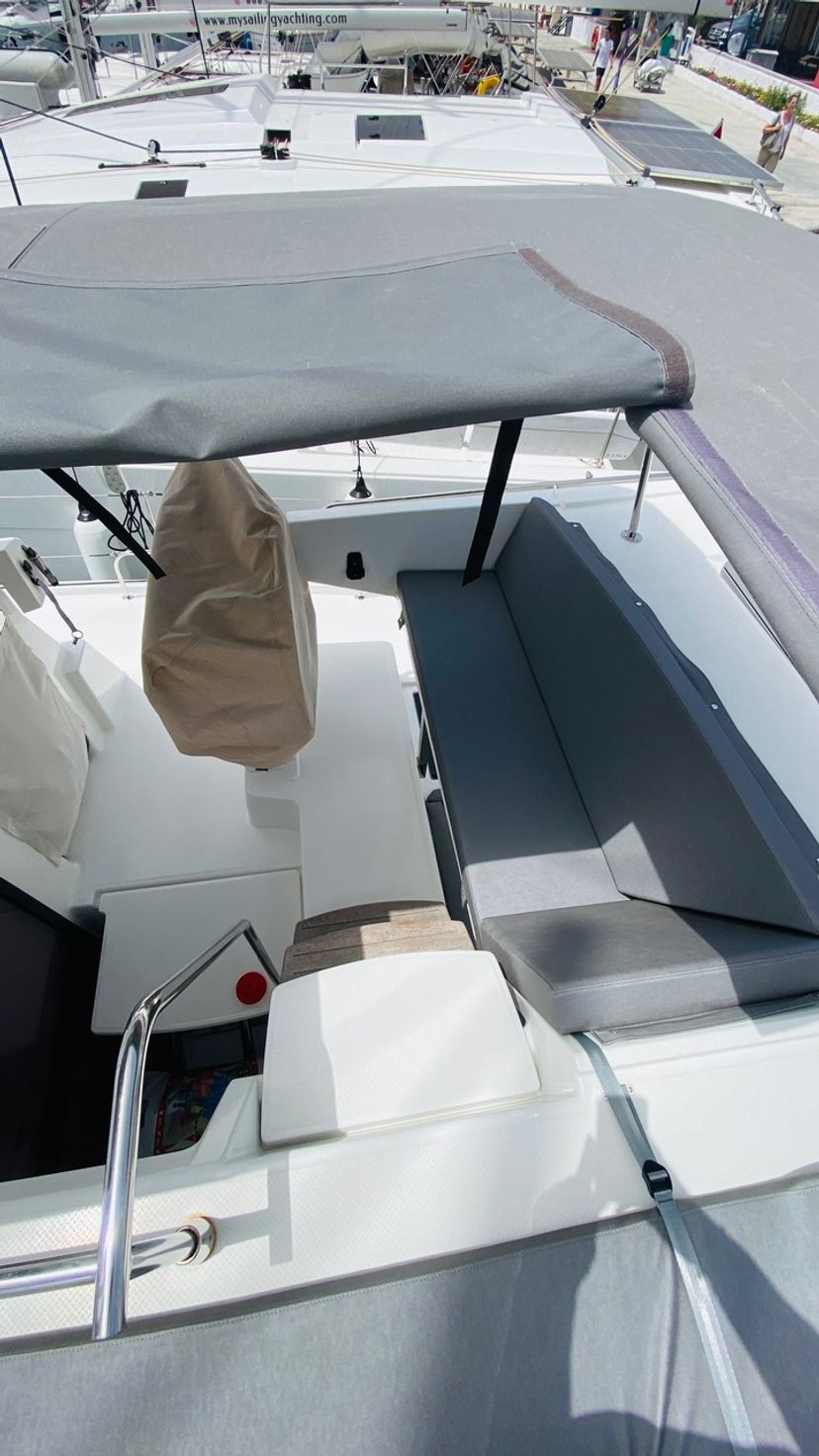 Fountaine Pajot 42 Capella 1