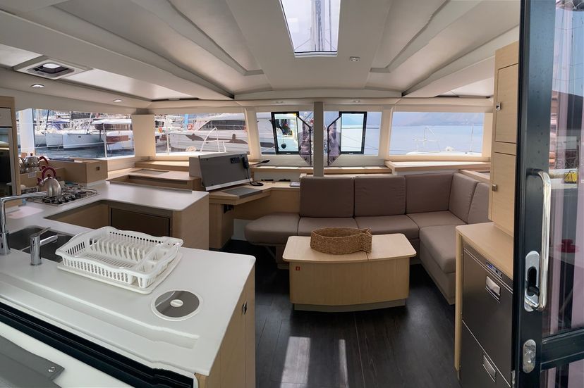 Fountaine Pajot 42 Capella 1