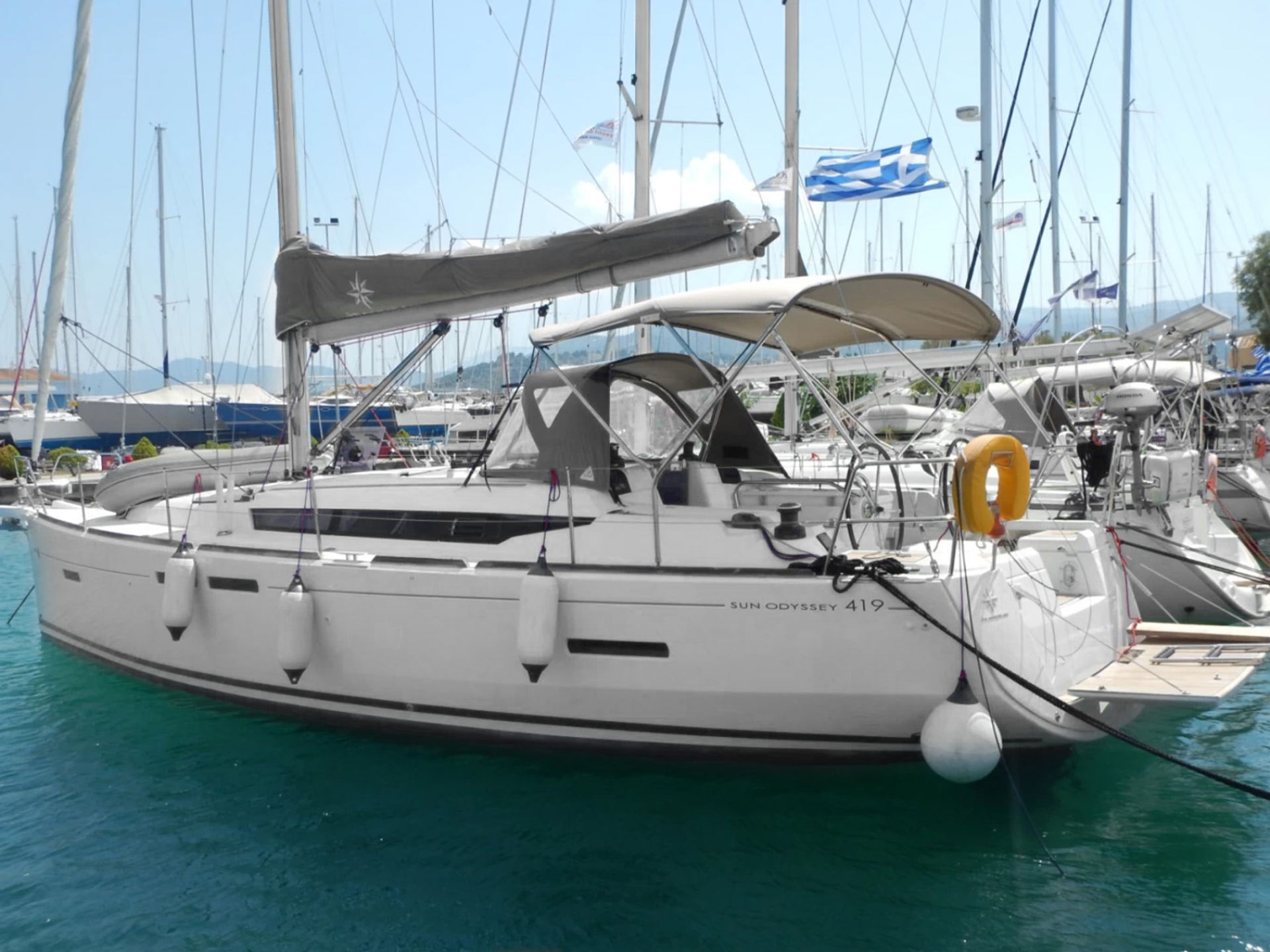 nausys-49401591-843226-main.jpg