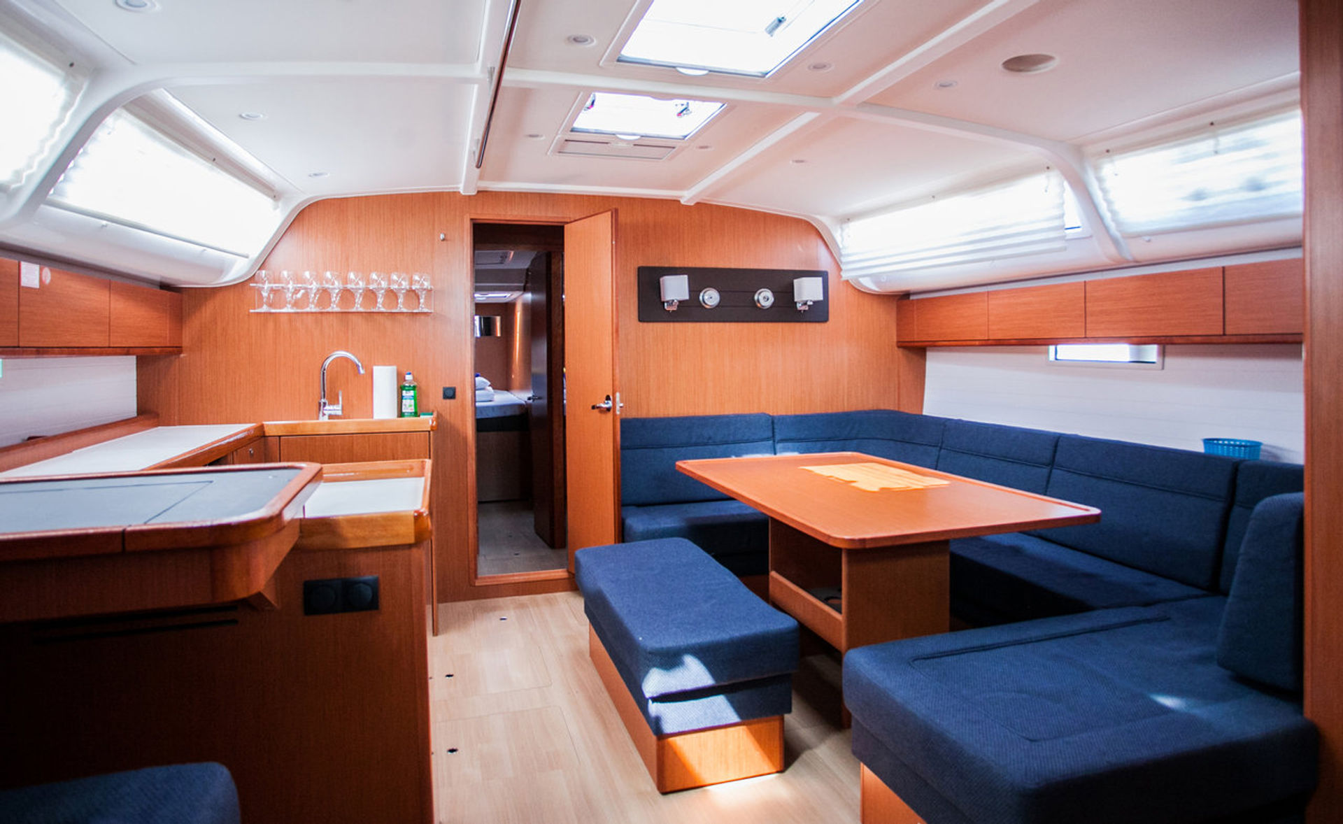 nausys-4952066-521871-p.jpg