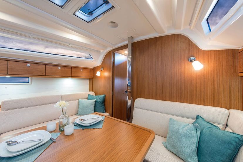 Bavaria Yachtbau 37 Julia