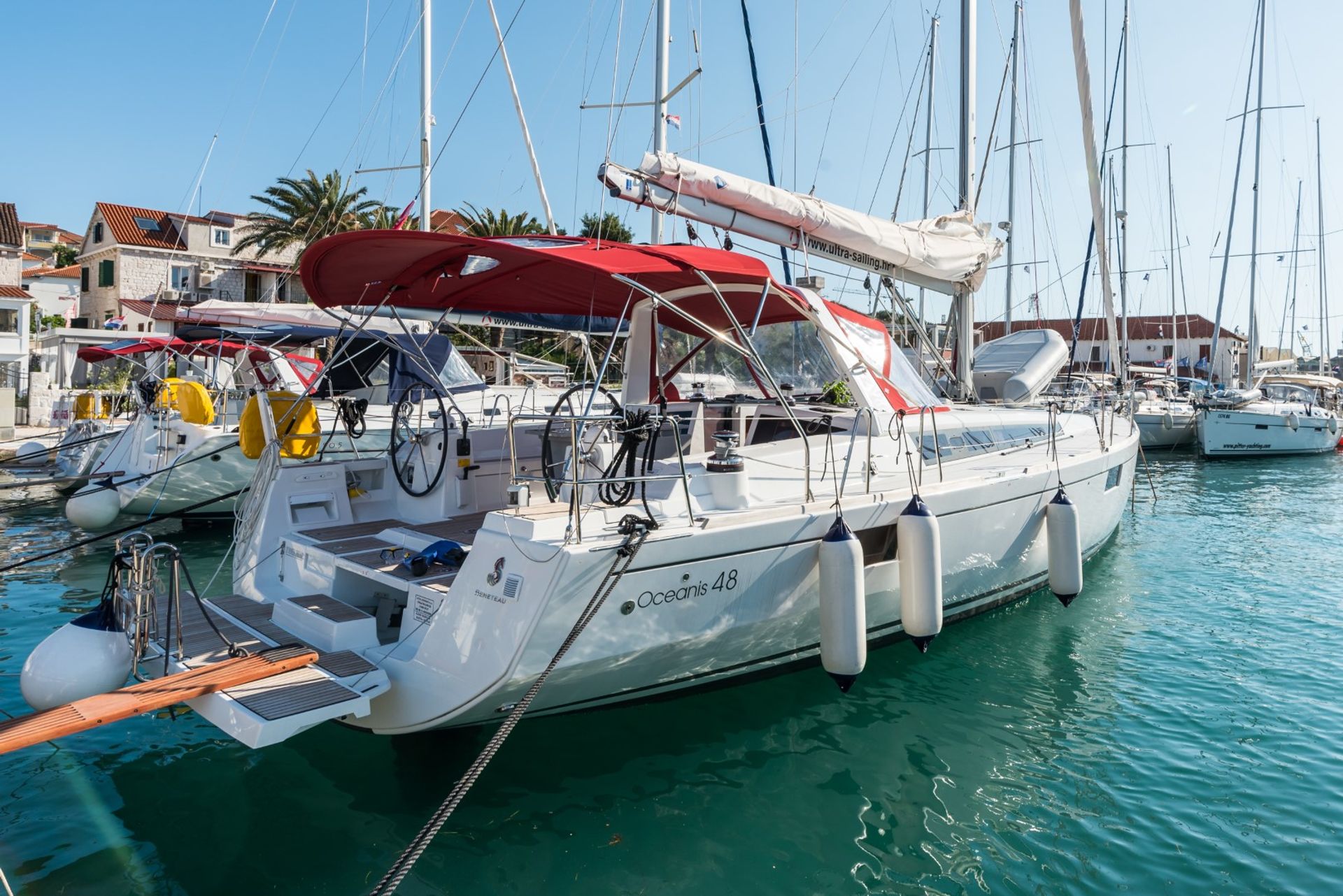 nausys-50163118-521871-main.jpg