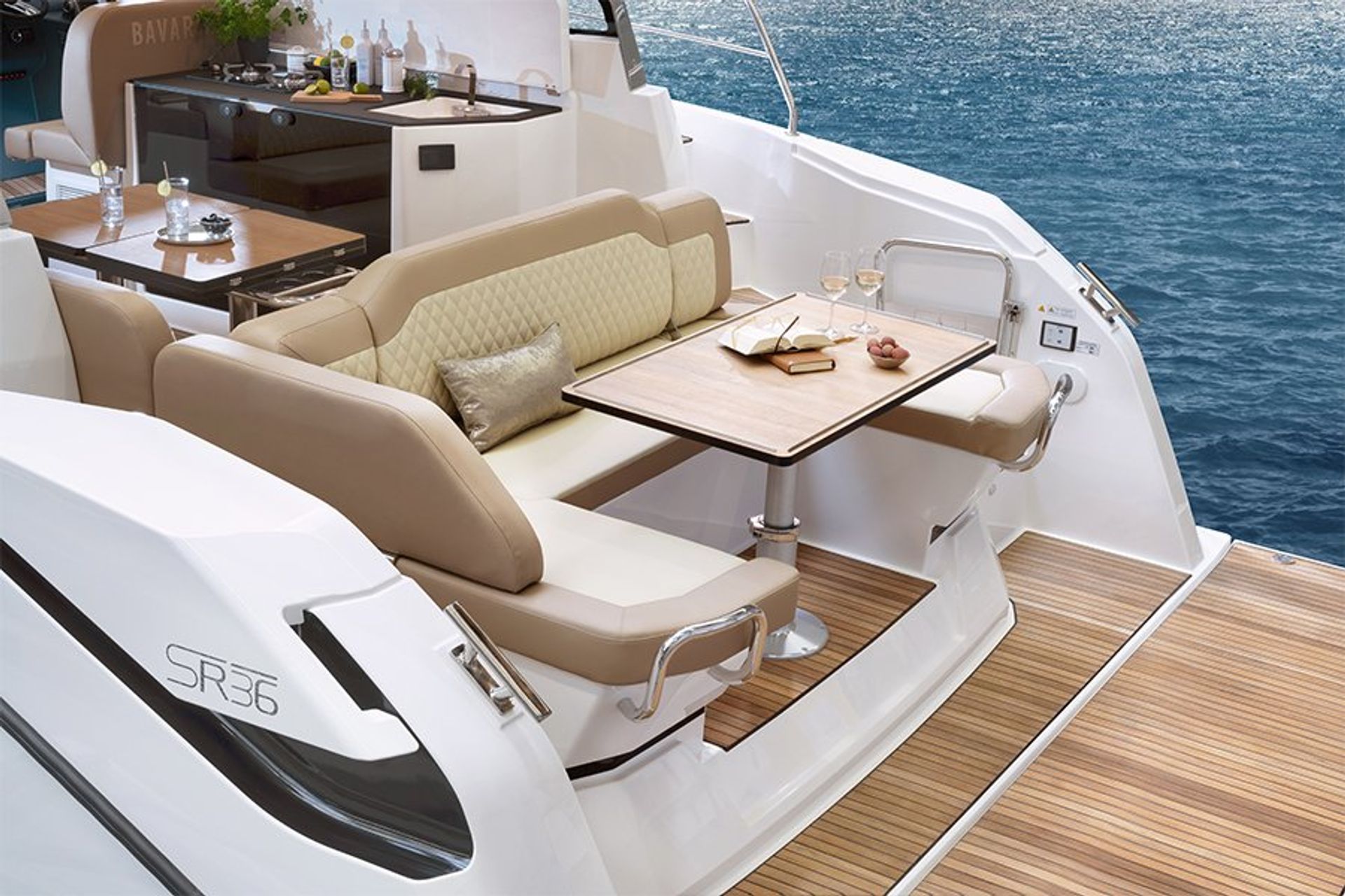 nausys-50211598-107061-n.jpg