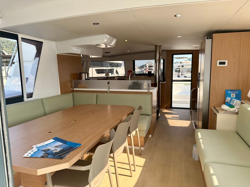 Catana 4.6 Amelia