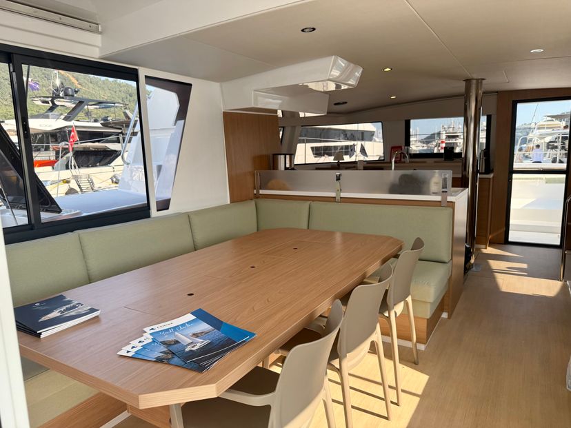 Catana 4.6 Amelia