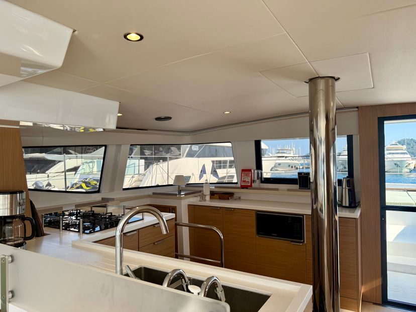 Catana 4.6 Amelia