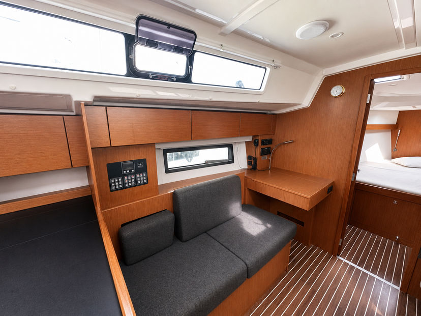 Bavaria Yachtbau C42 Silver VII