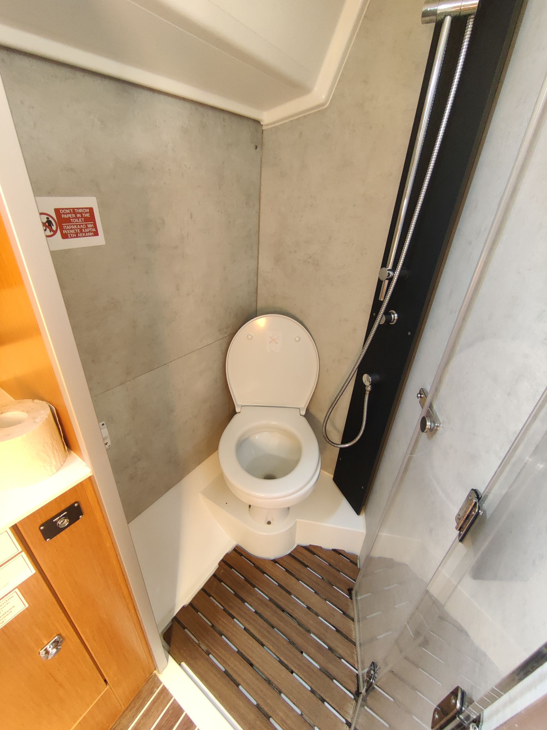 nausys-50680991-932995-w.jpg