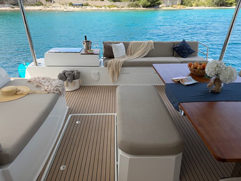 Fountaine Pajot 51 Sunrise