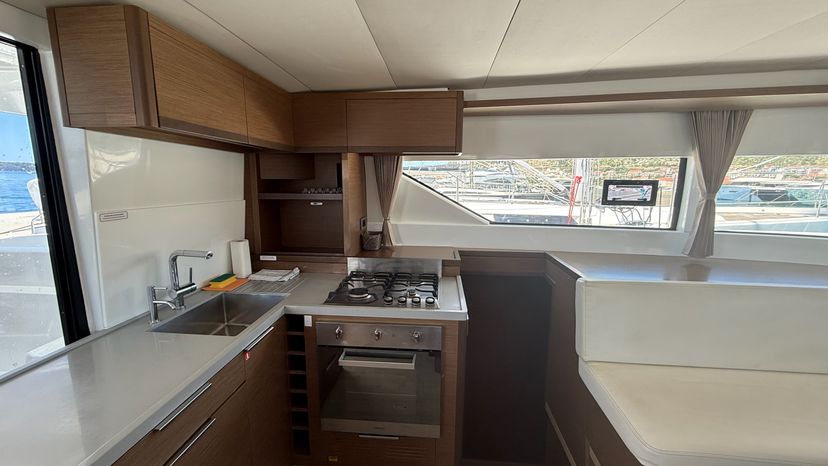 Lagoon 50 Sail La Vie