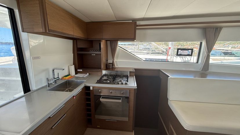 Lagoon 50 Sail La Vie