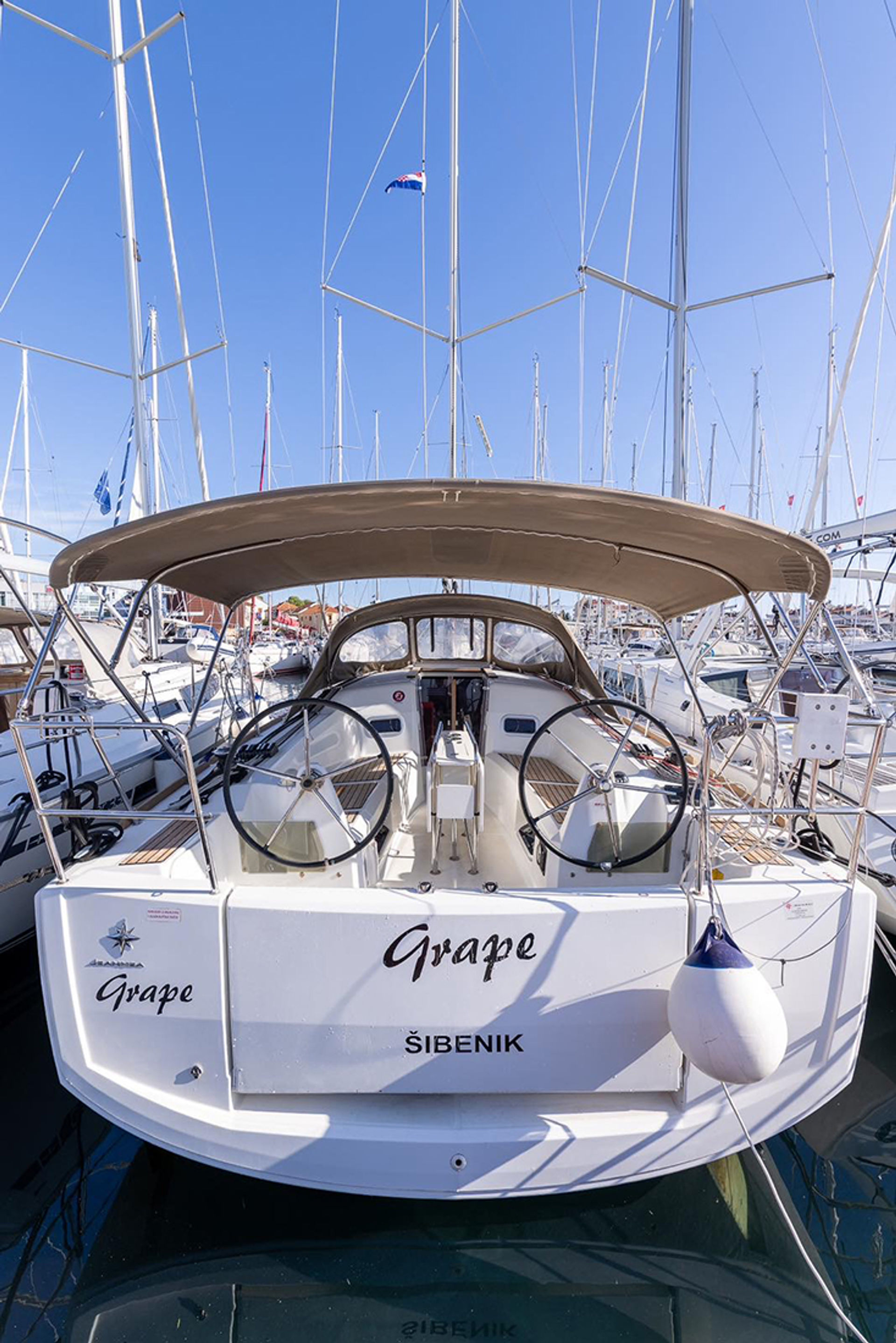 nausys-51076950-107061-n.JPG