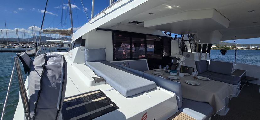 Fountaine Pajot 45 Ruinart