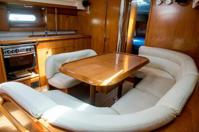 Jeanneau 45 Spanaki II