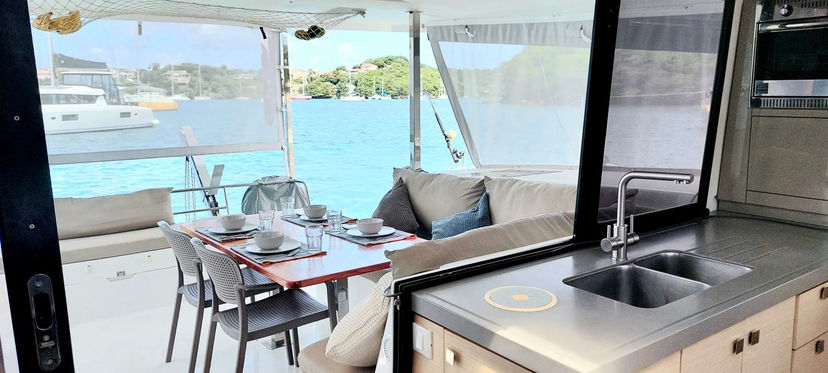 Fountaine Pajot 40 Aqua Panda