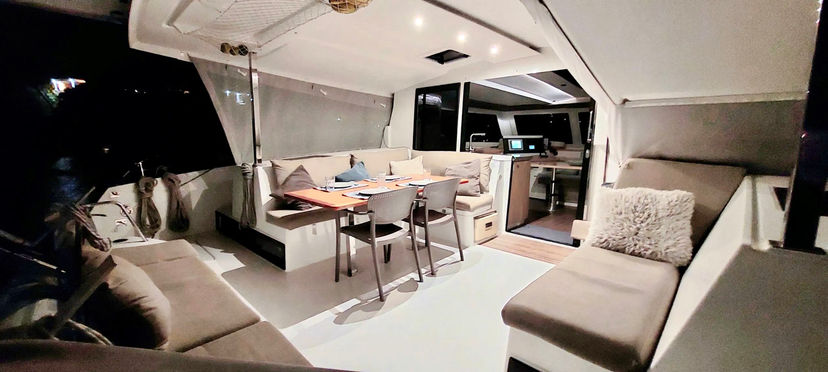 Fountaine Pajot 40 Aqua Panda