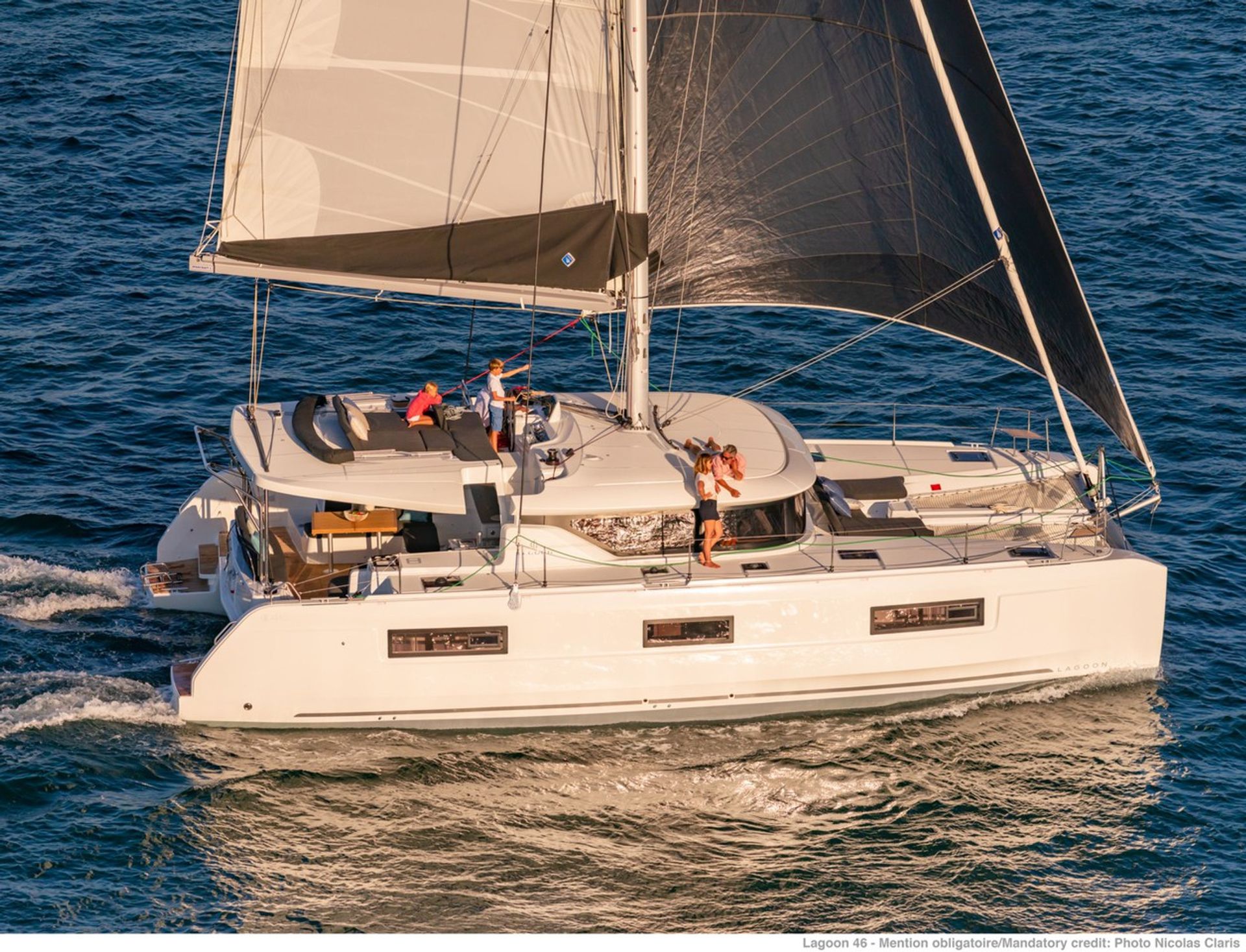 nausys-51130422-37510252-main.jpg